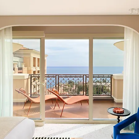 Monte-carlo Bay &