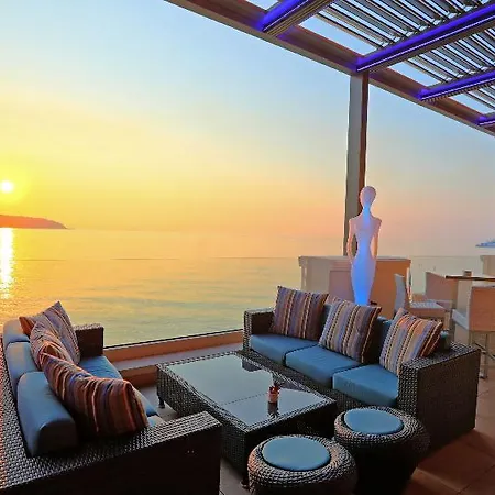 Monte-carlo Bay & Hotel 4*