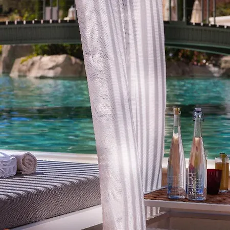 Hotel Monte-carlo Bay & 4*